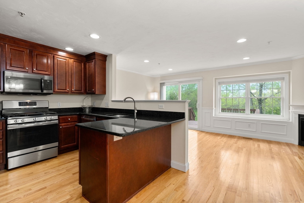 6 Azalea Ln # 6