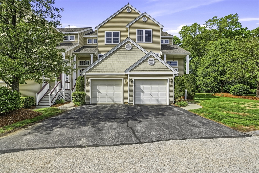 9 Robert Cir # 9