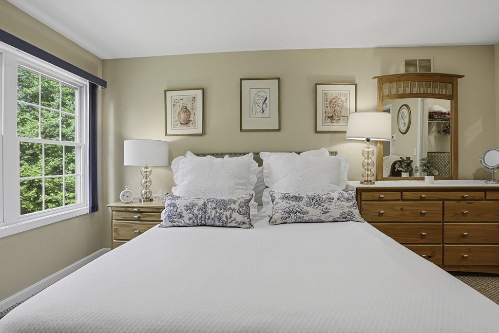 9 Robert Cir # 9