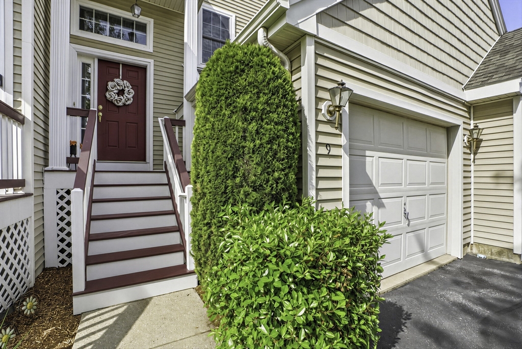 9 Robert Cir # 9