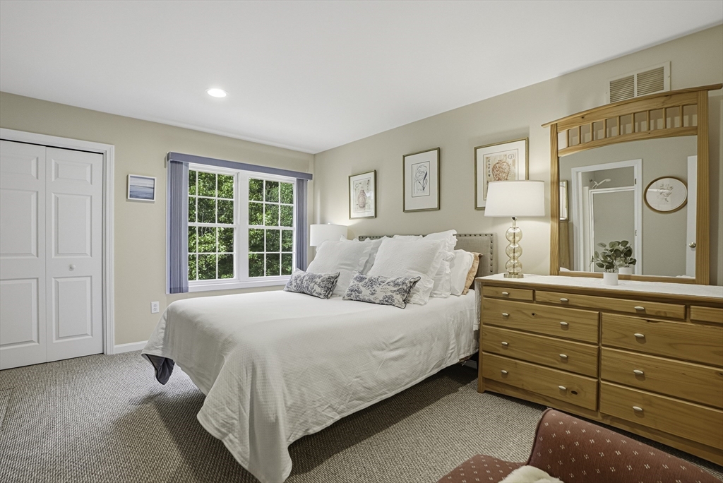 9 Robert Cir # 9