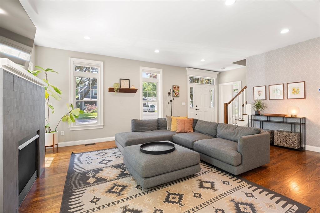 3 Beverly Rd