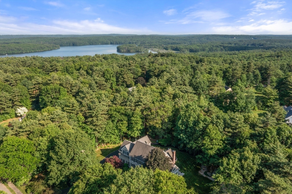 23 Longwood Dr