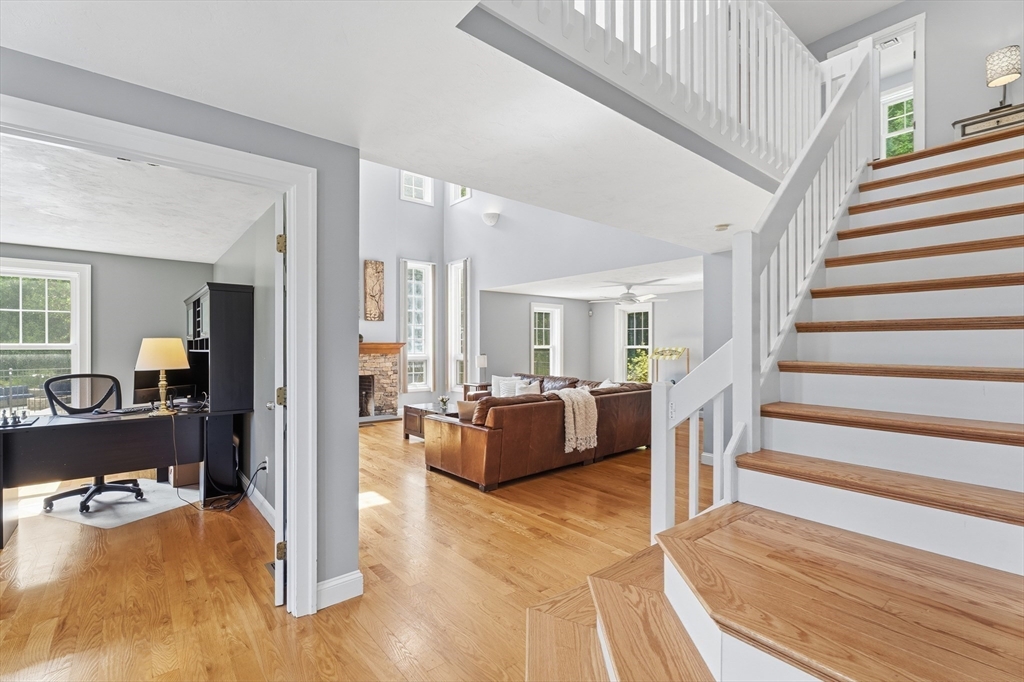 571 Linden St