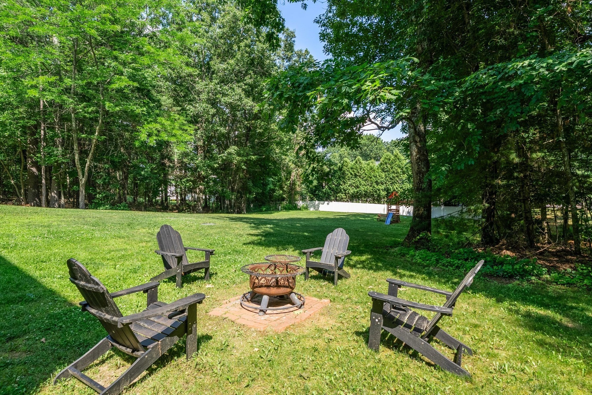 23 Falcon Ridge Dr