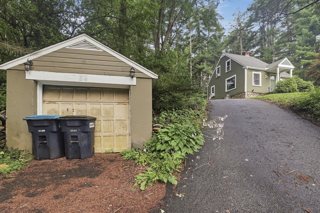 84 Southbridge Rd