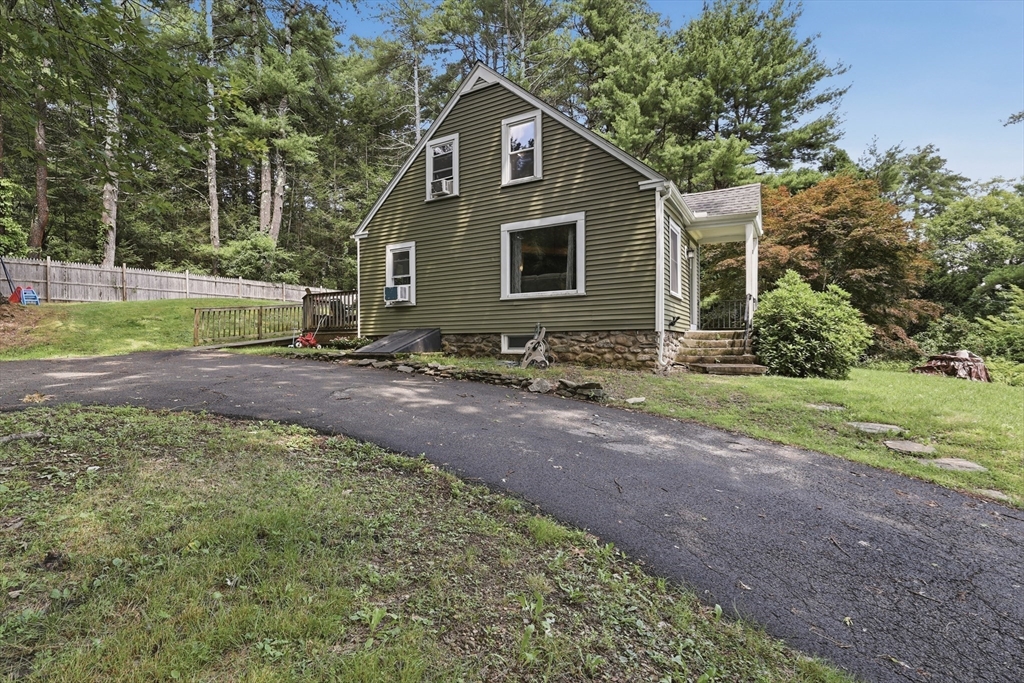 84 Southbridge Rd