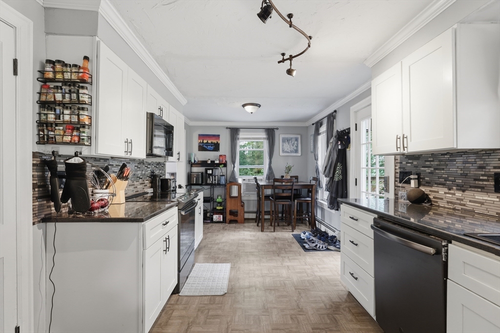 84 Southbridge Rd