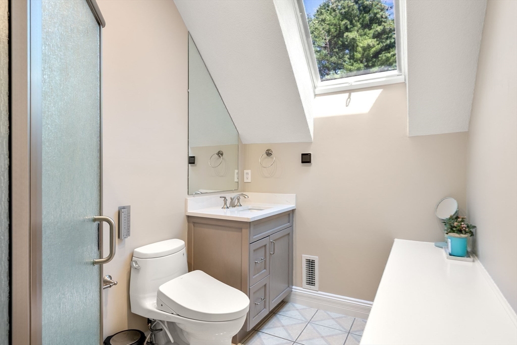 5 Queen Anne Rd