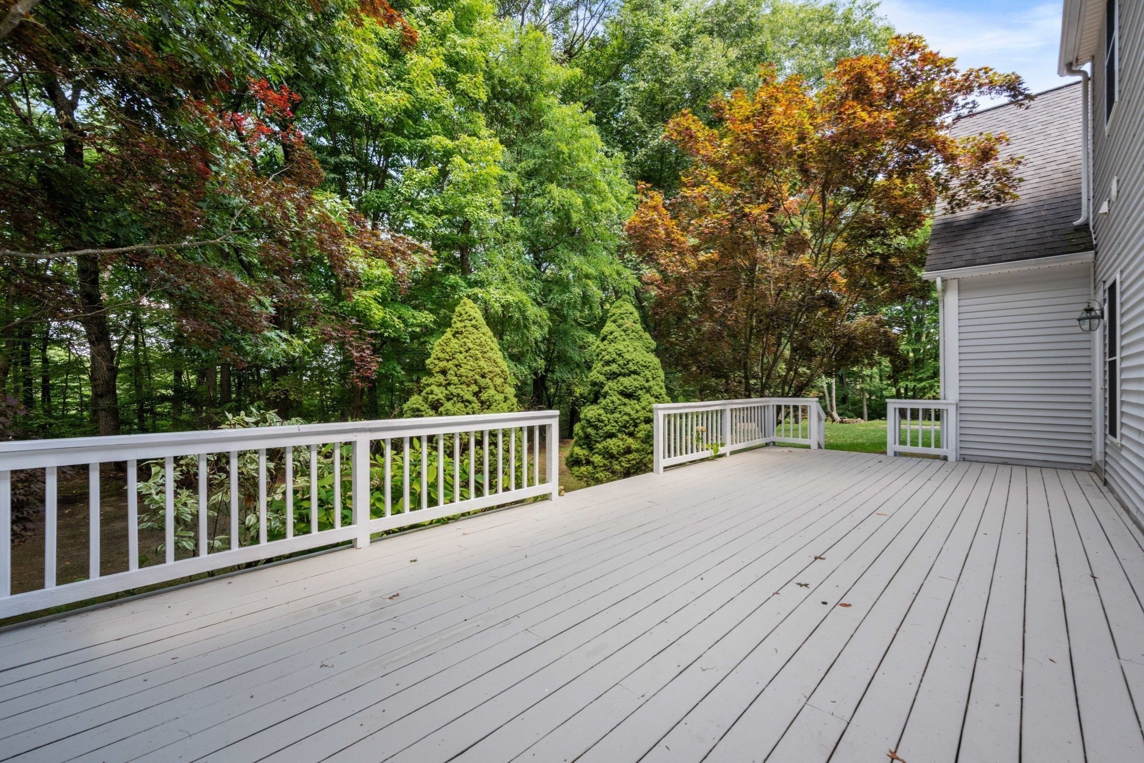 12 Rocky Woods Rd