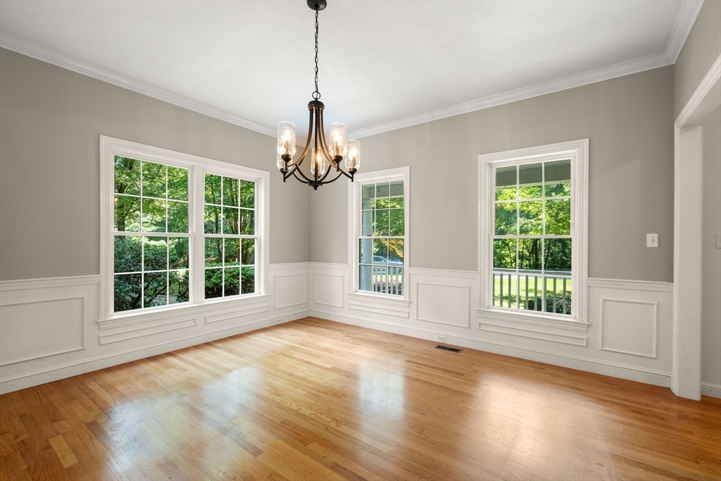 12 Rocky Woods Rd
