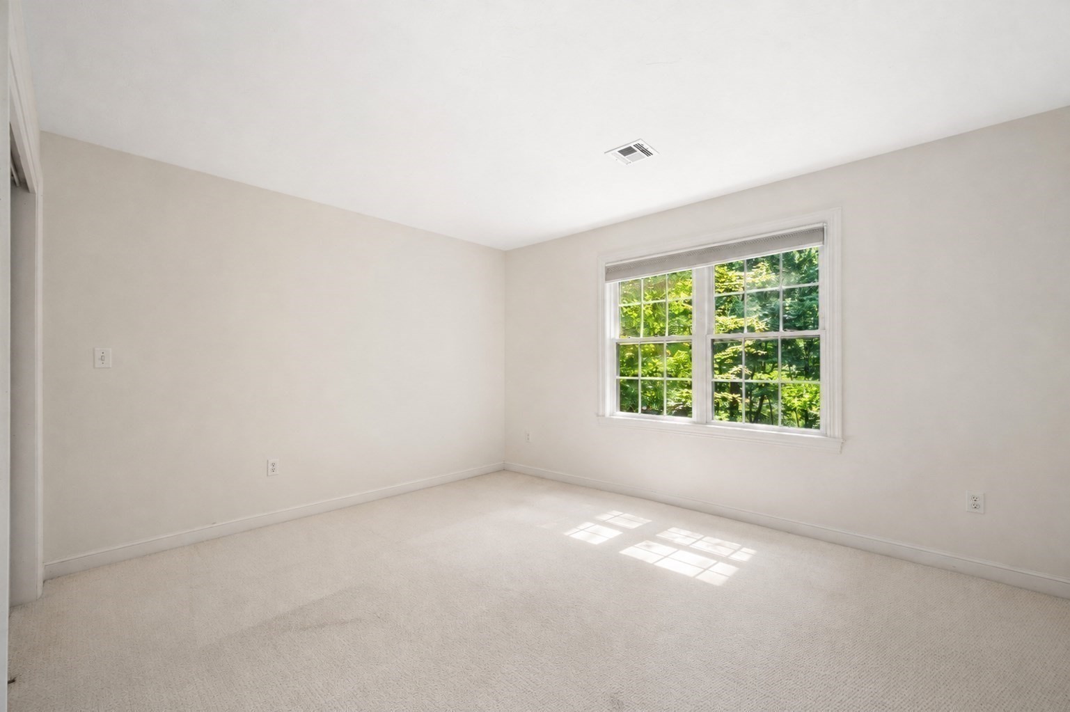 12 Rocky Woods Rd