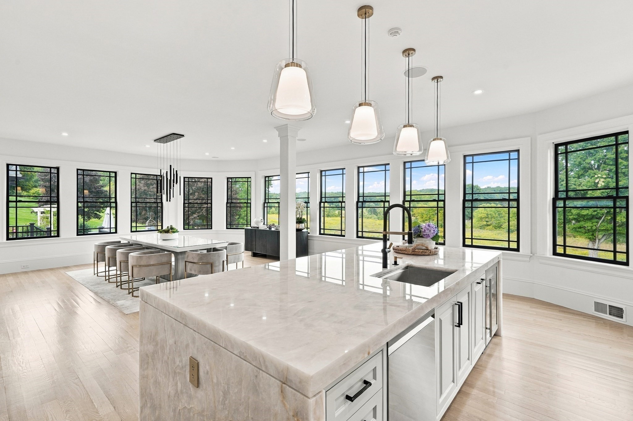 3 Wyndemere Dr