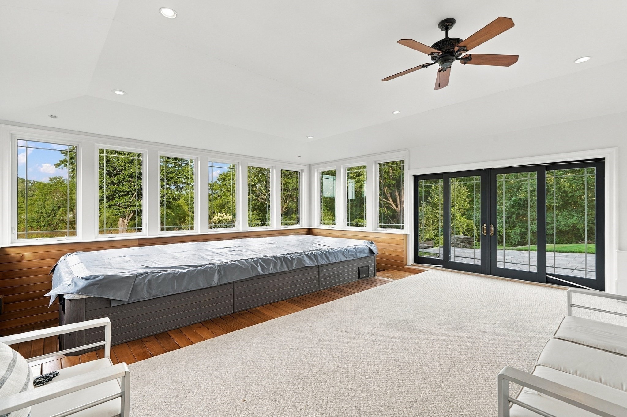 3 Wyndemere Dr