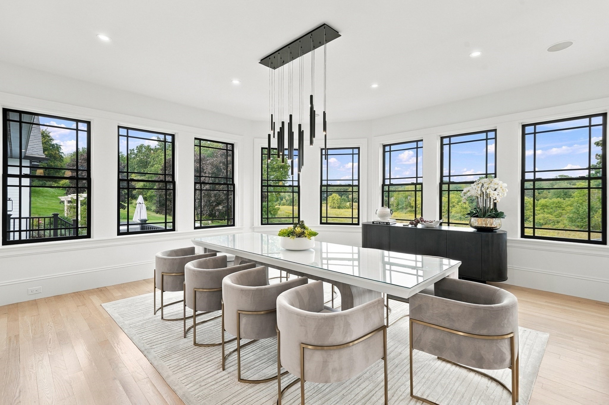3 Wyndemere Dr
