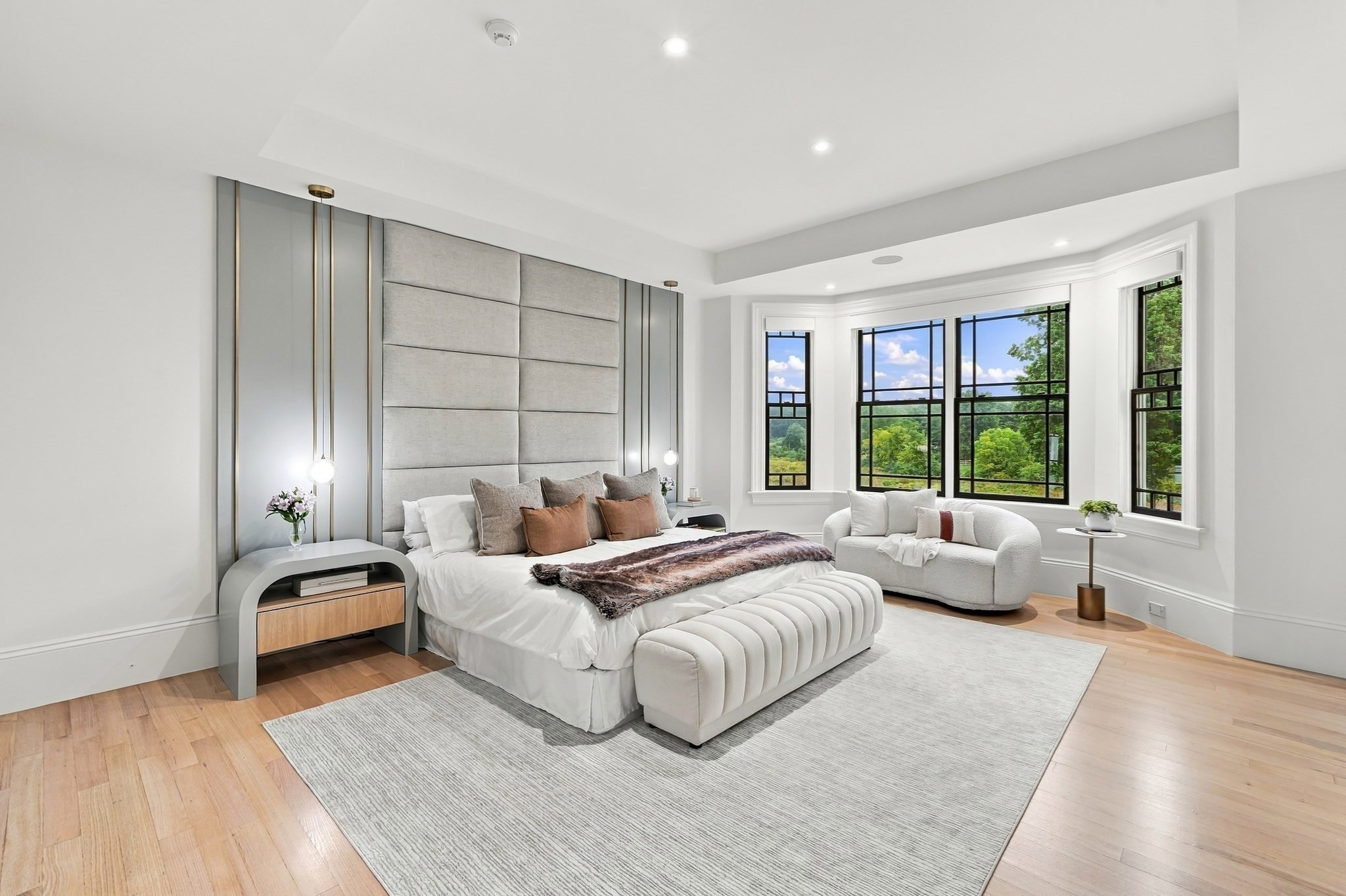 3 Wyndemere Dr