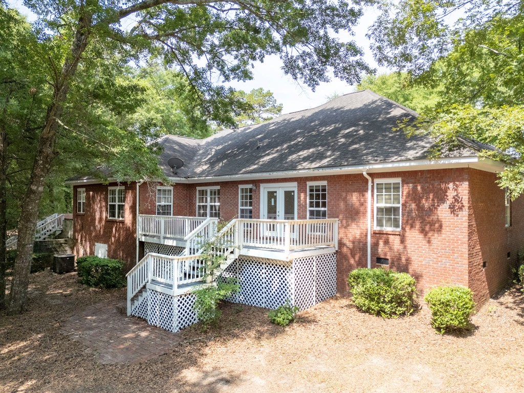 271 Woodlawn Drive