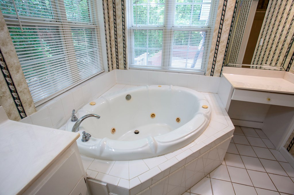 271 Woodlawn Drive