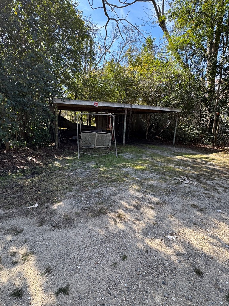 131, 135 Sanford Avenue