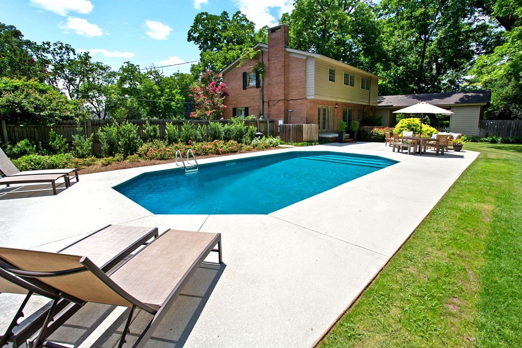 305 St. Francis Road