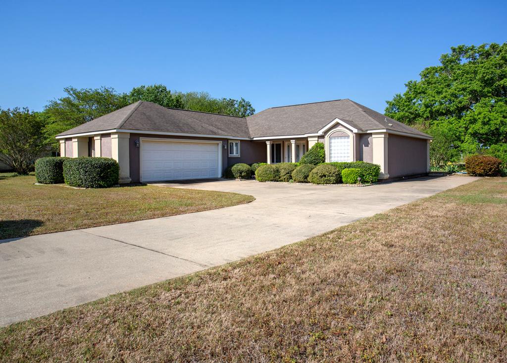 156 Canterbury Drive