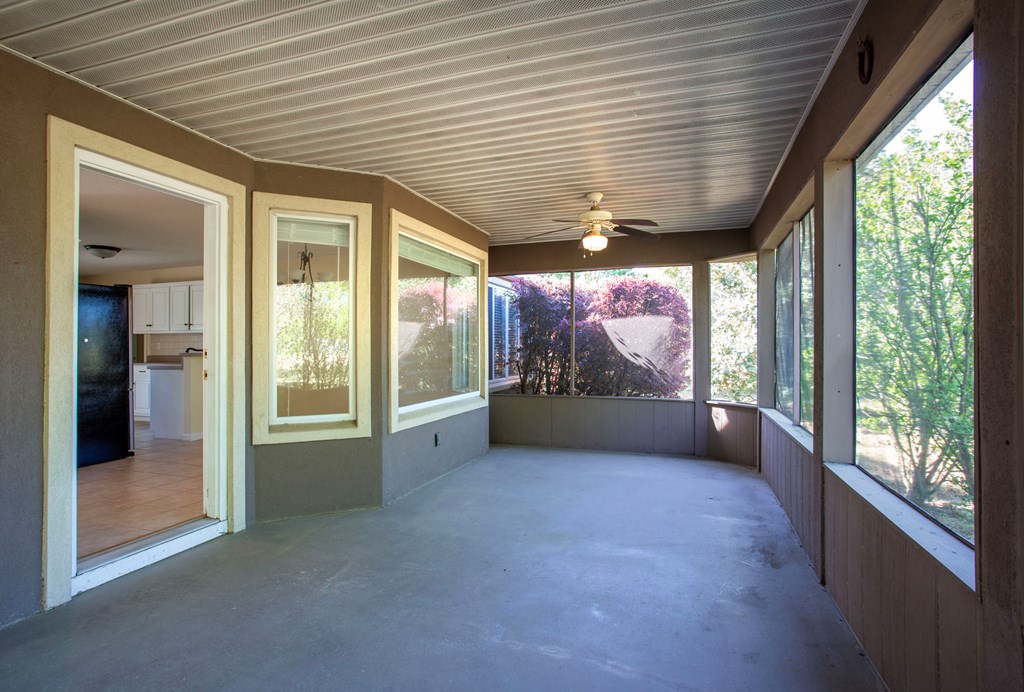 156 Canterbury Drive