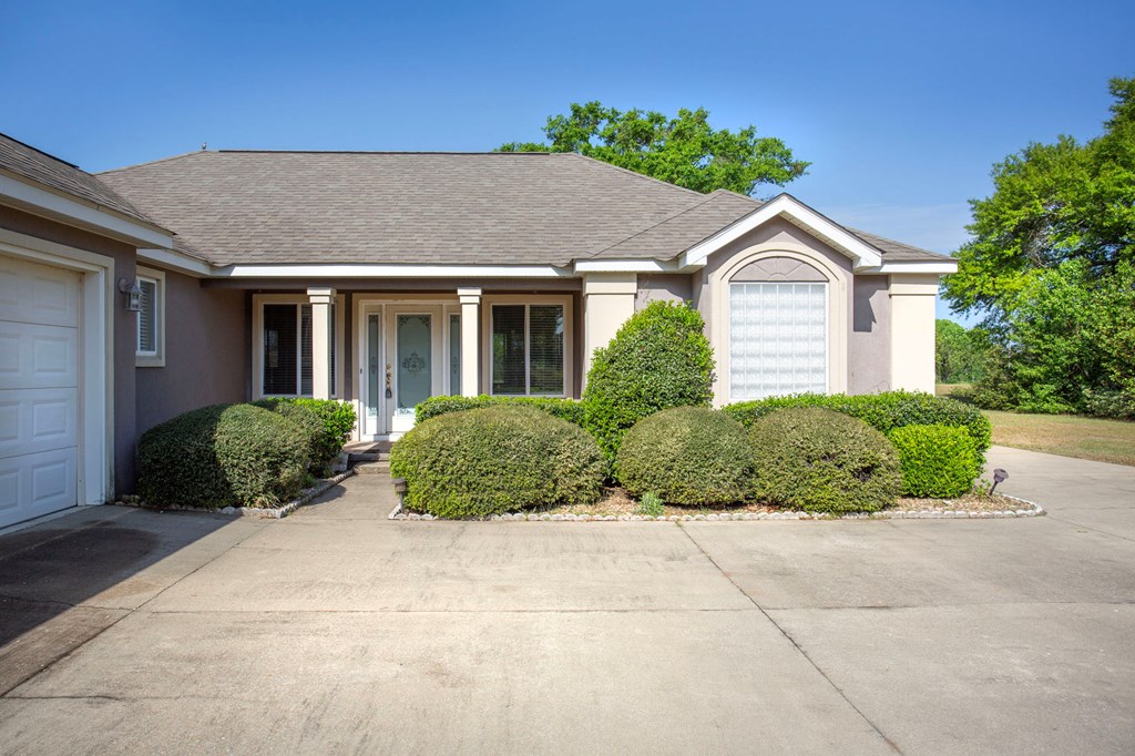 156 Canterbury Drive