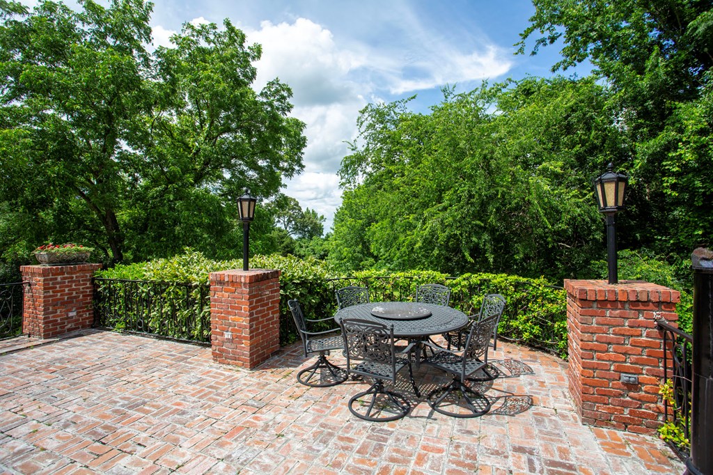 504 Cedar Heights Road
