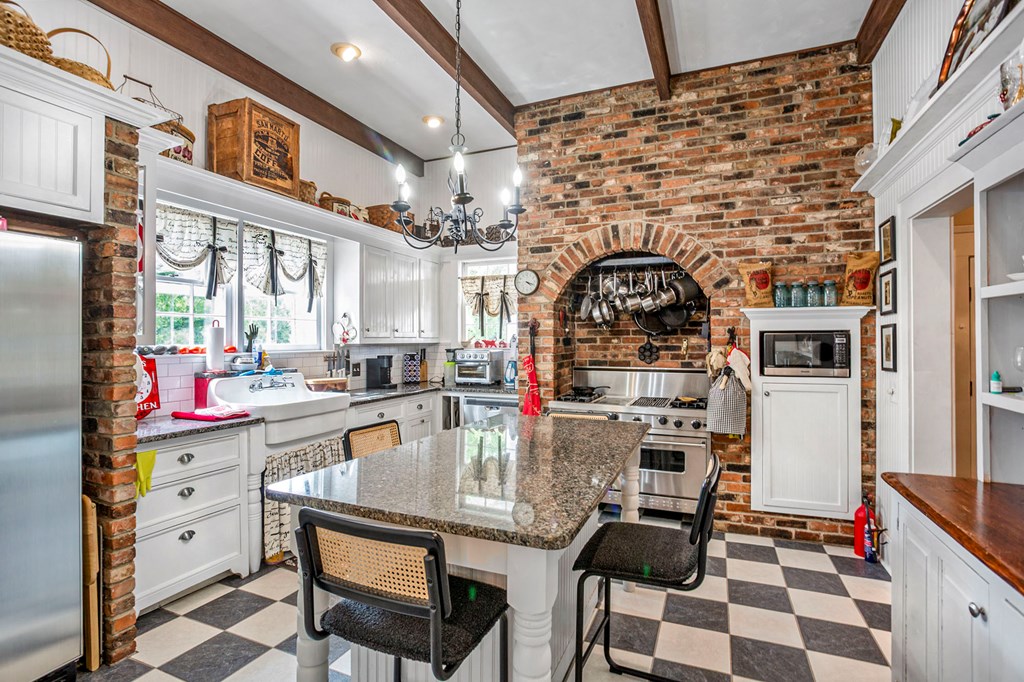 504 Cedar Heights Road