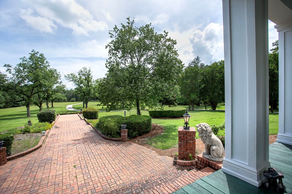 504 Cedar Heights Road