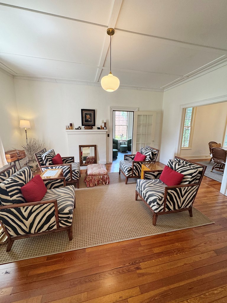 142 N Randolph Avenue