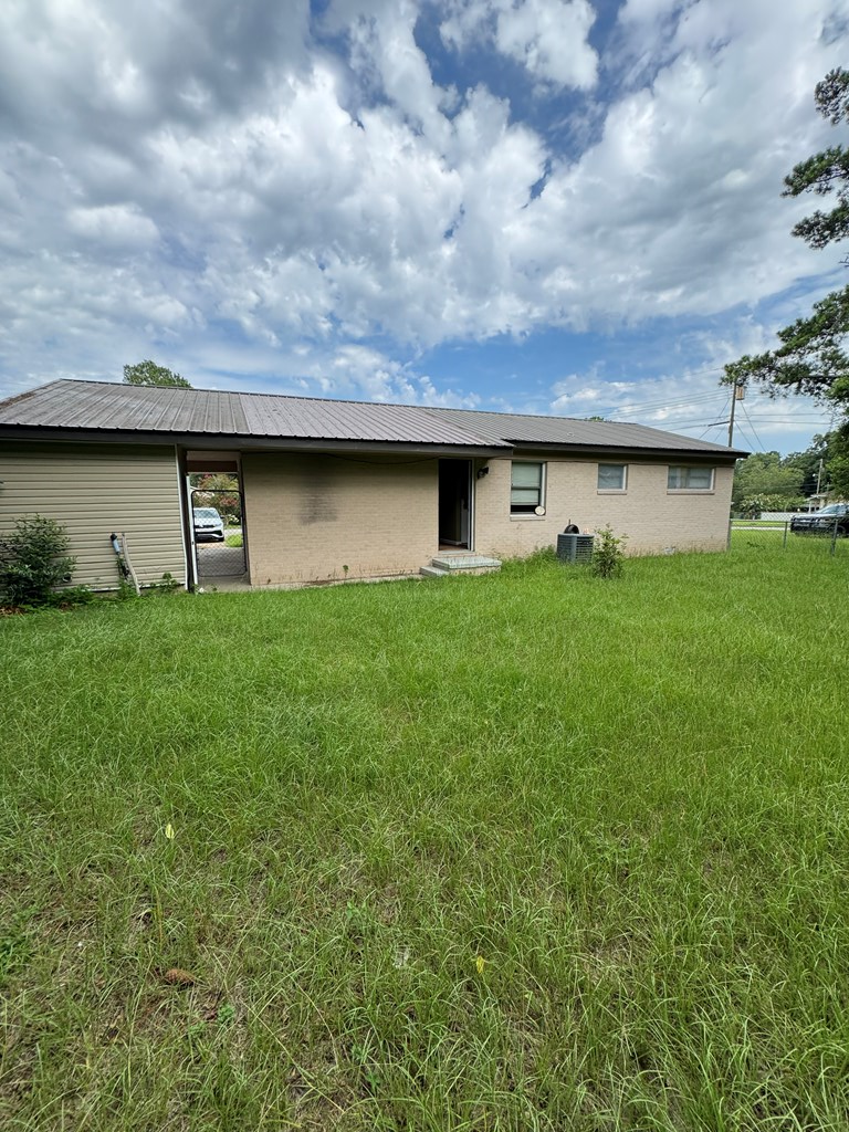 105 Glen Iris Drive