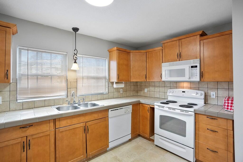 182 Plantation Blvd