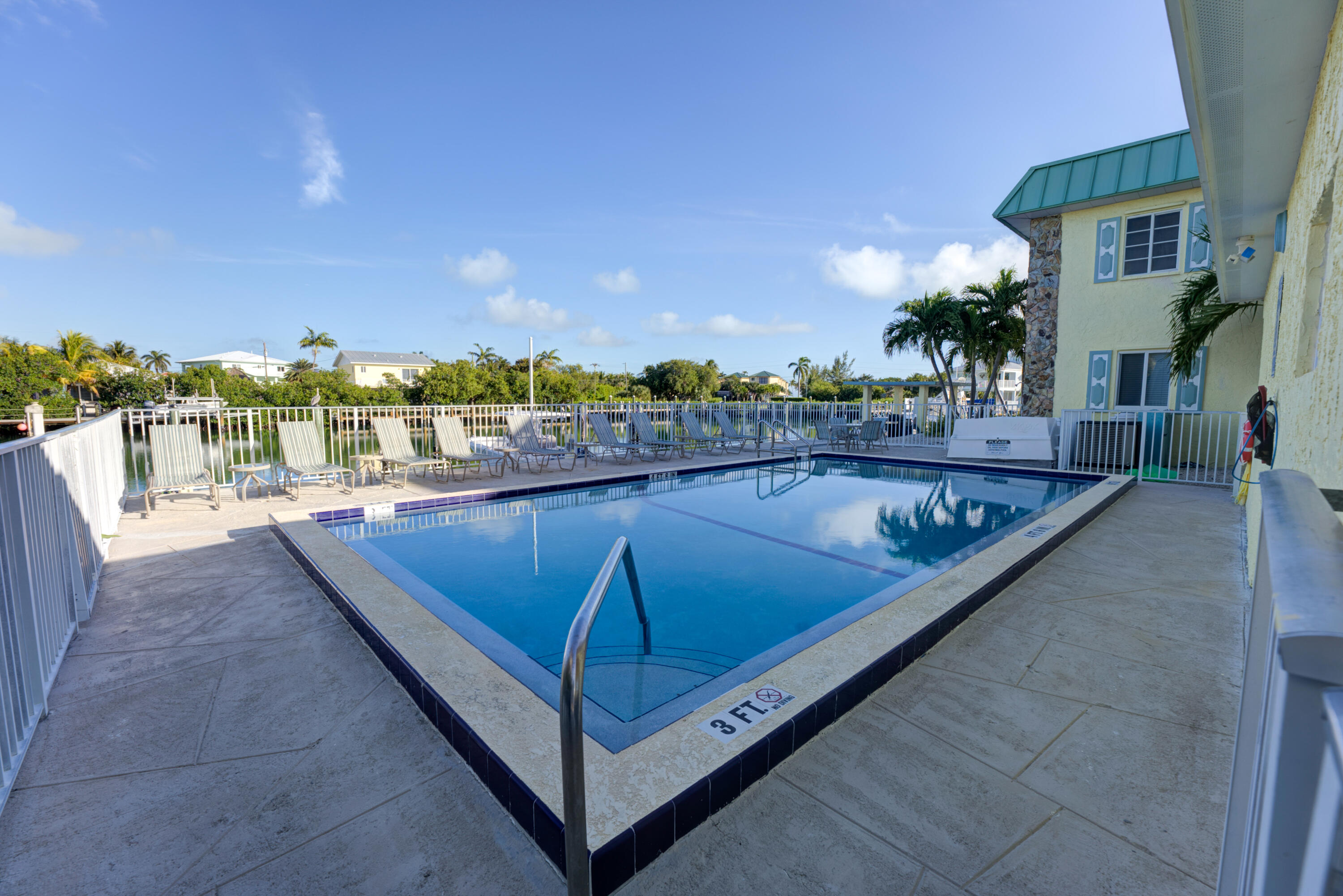105 Avenue D Unit: 113