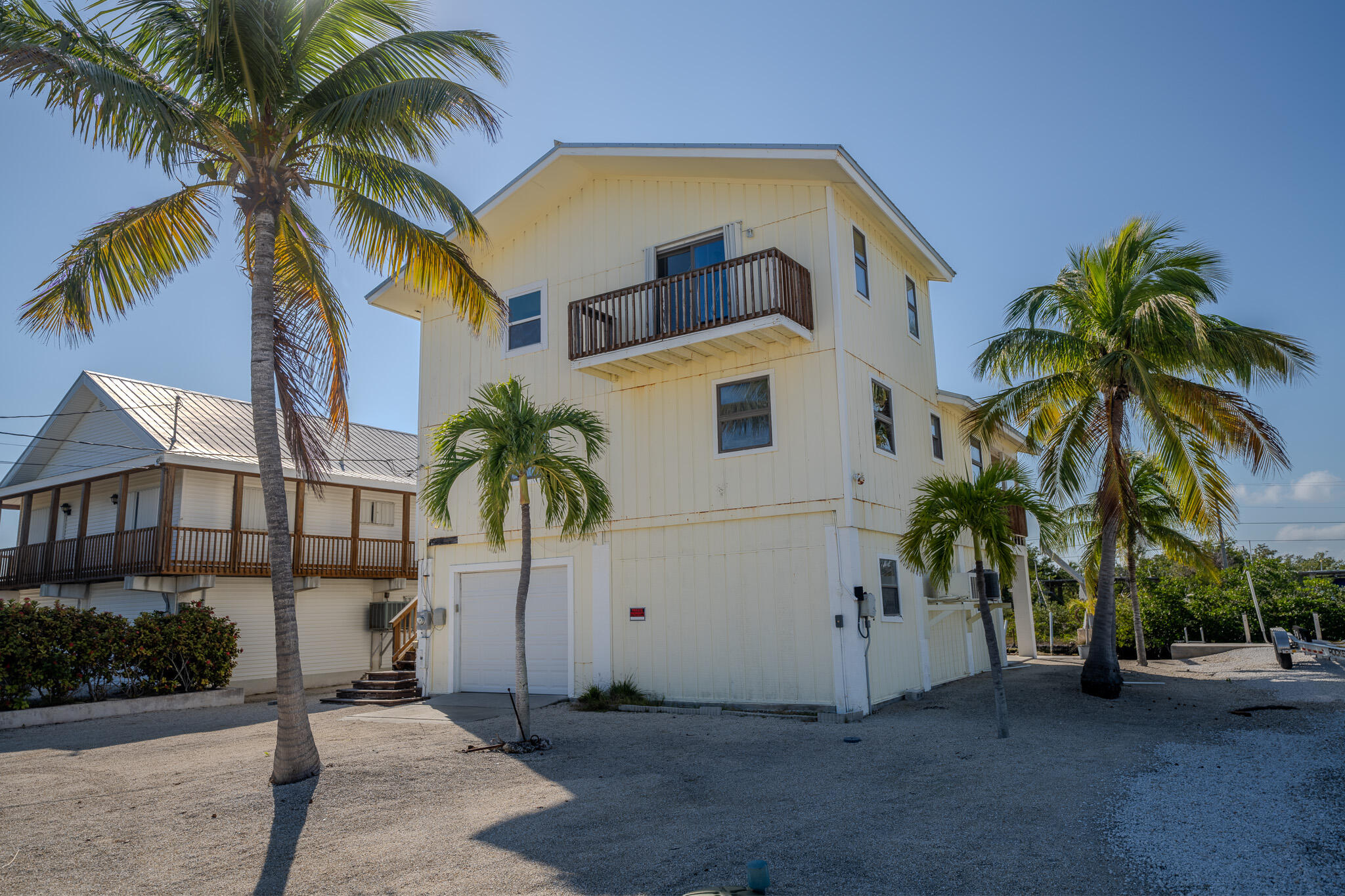 726 Jamaica Lane