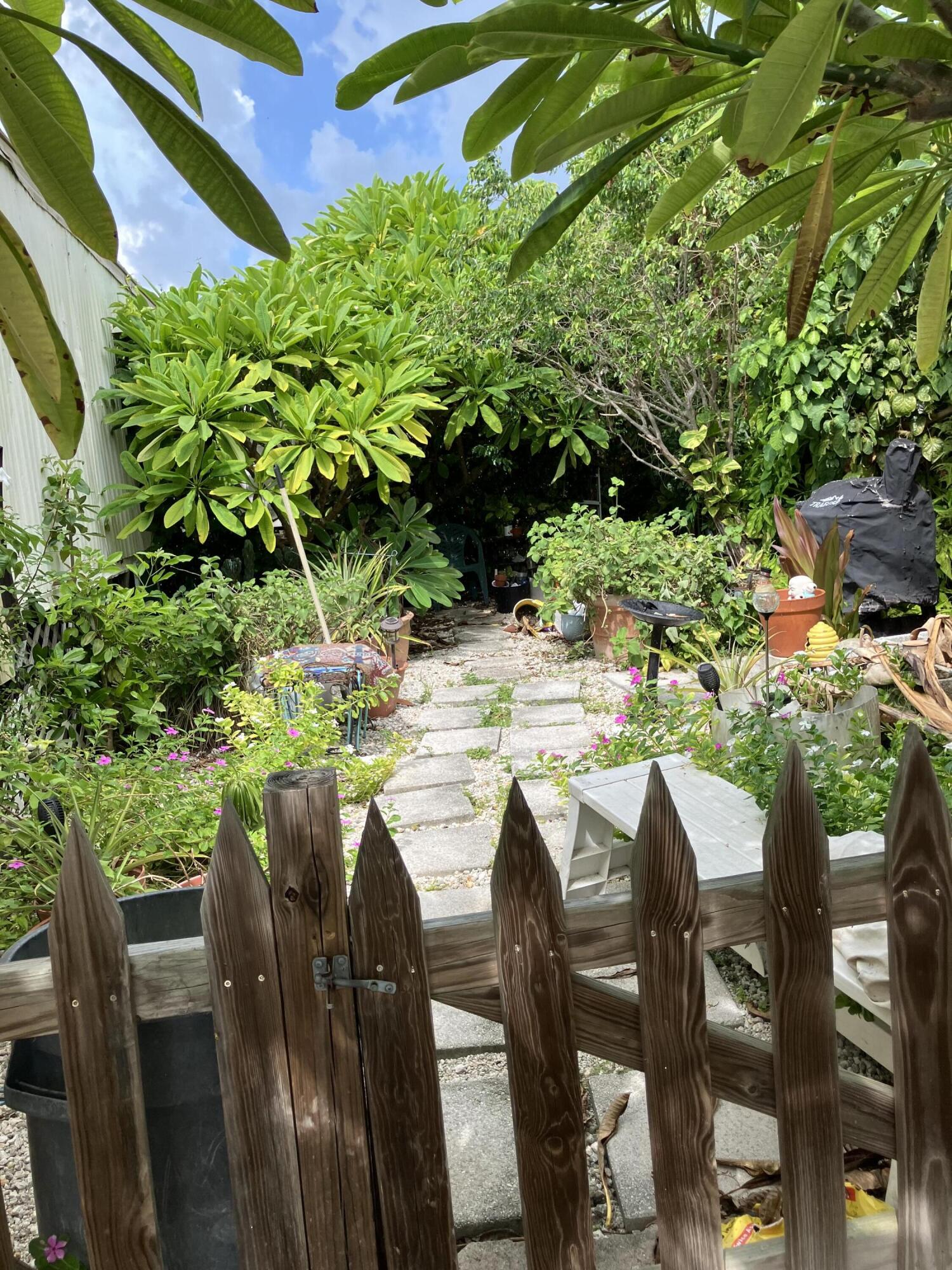 330 Spica Lane