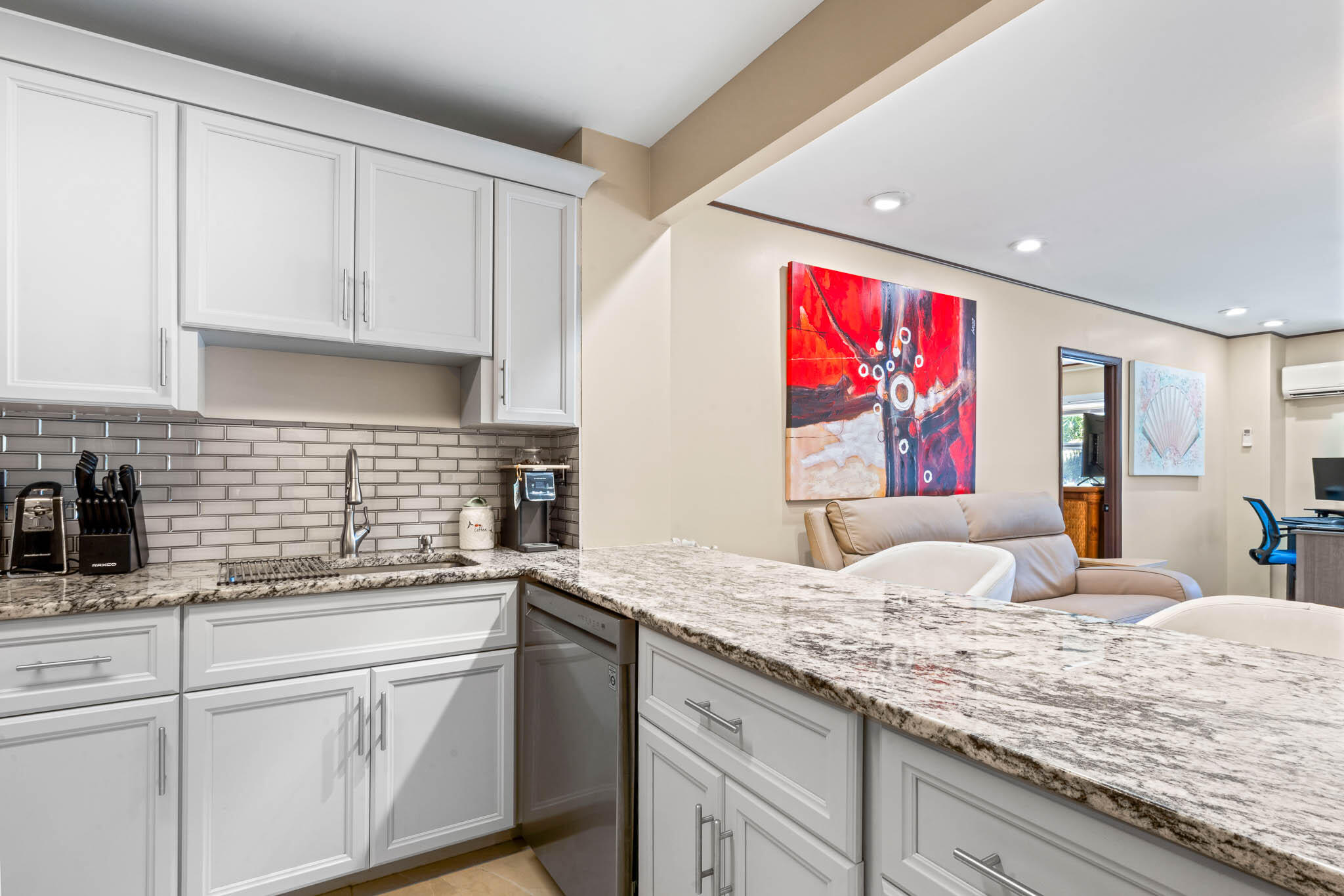 2601 S Roosevelt Boulevard Unit: APT 103C