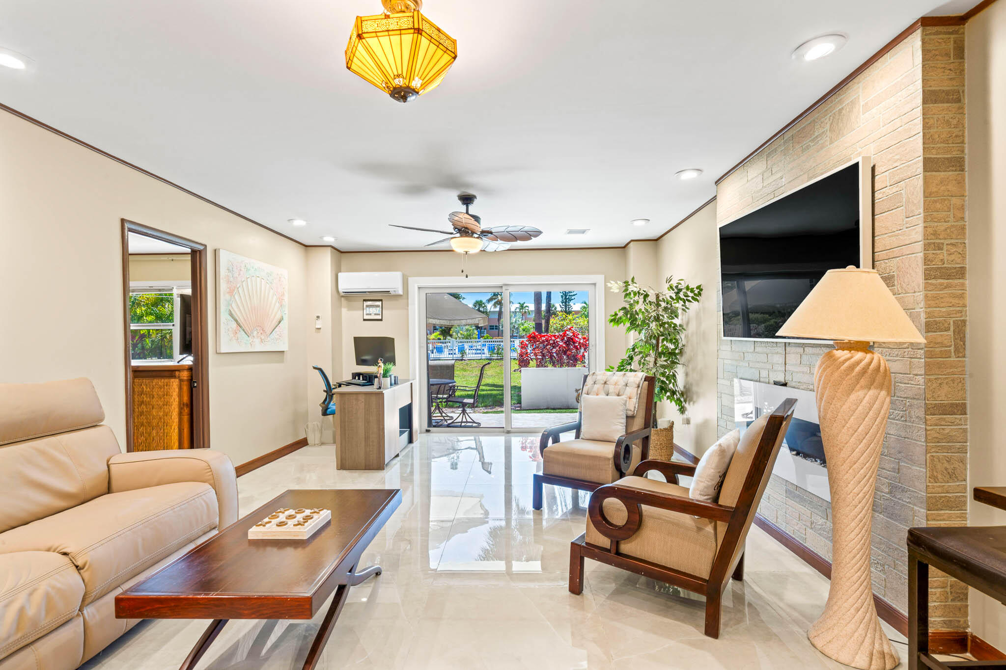 2601 S Roosevelt Boulevard Unit: APT 103C