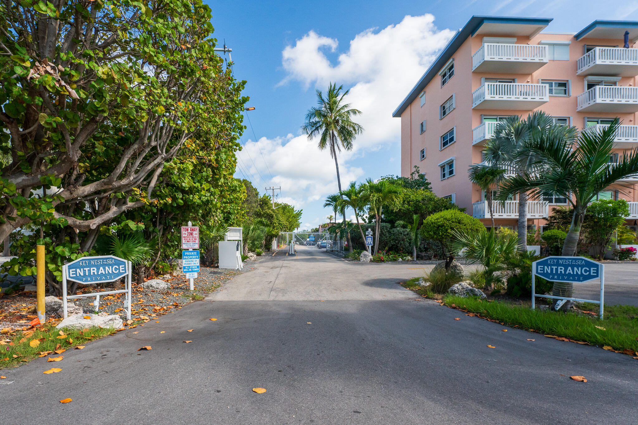 2601 S Roosevelt Boulevard Unit: APT 103C