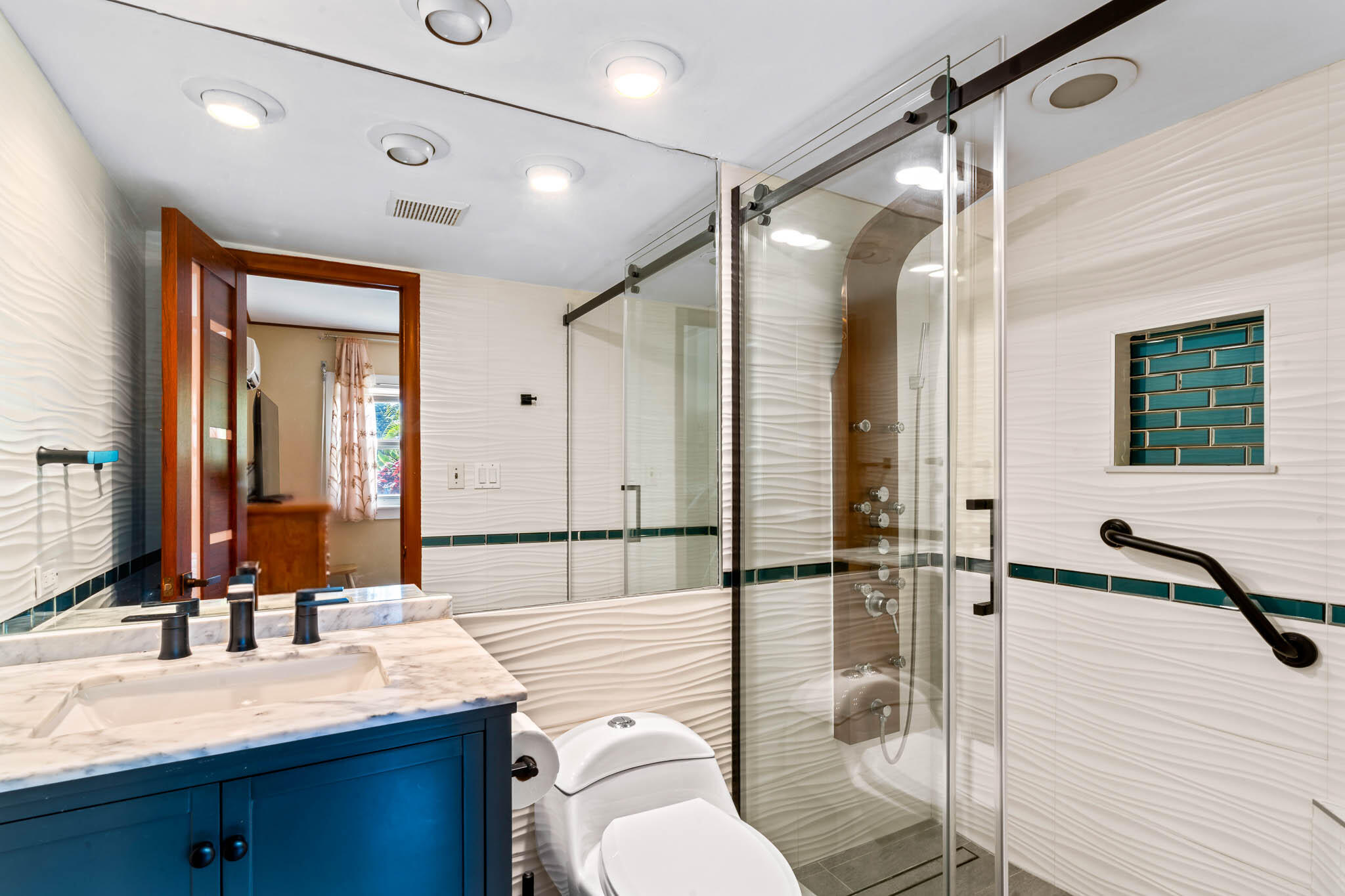 2601 S Roosevelt Boulevard Unit: APT 103C