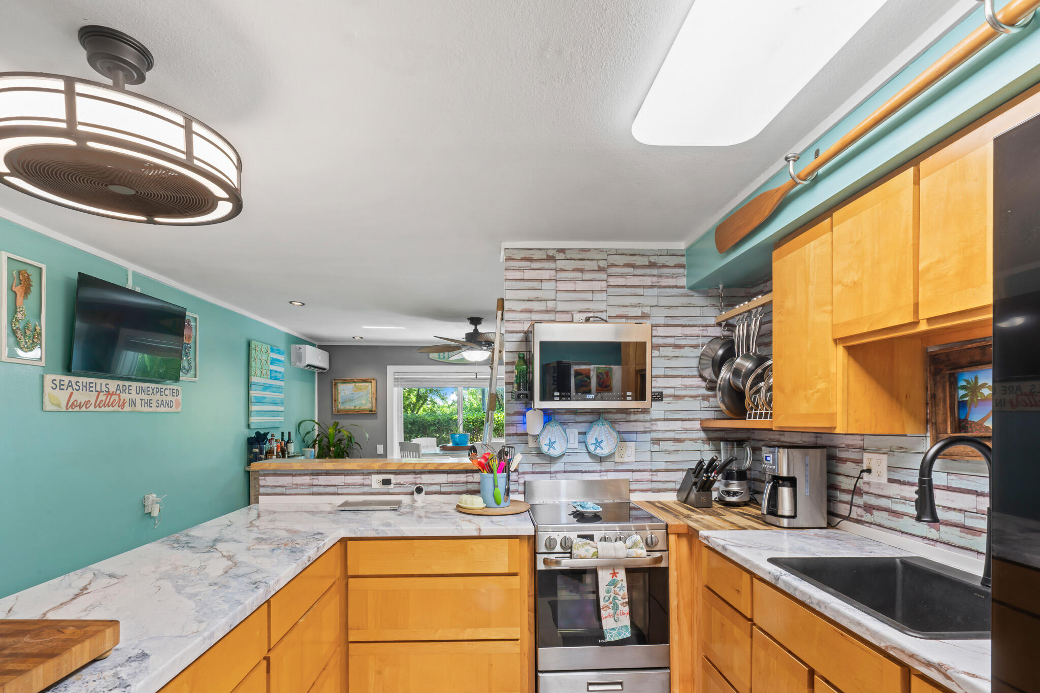 12 Bay Drive