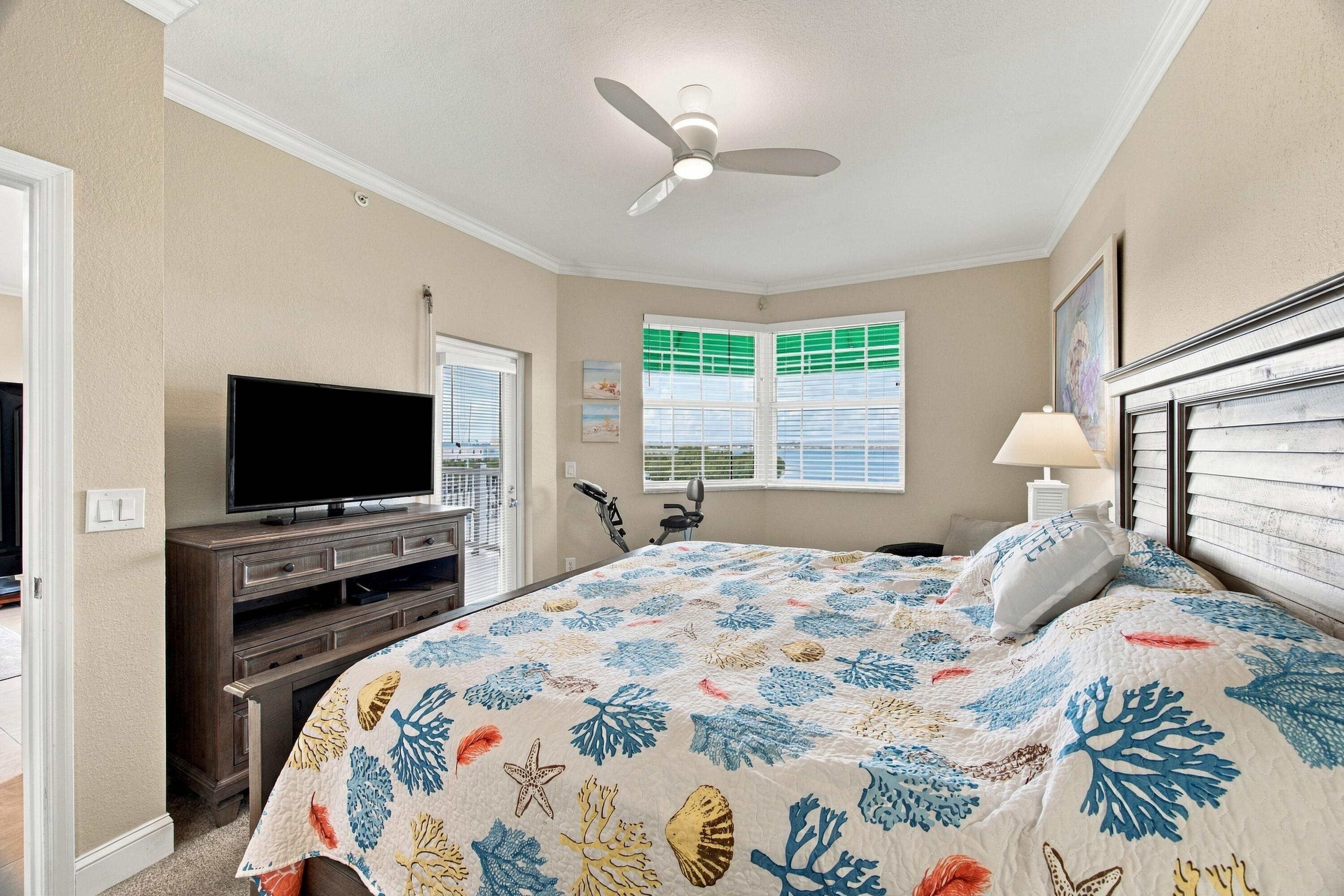 5607 College Road # B302