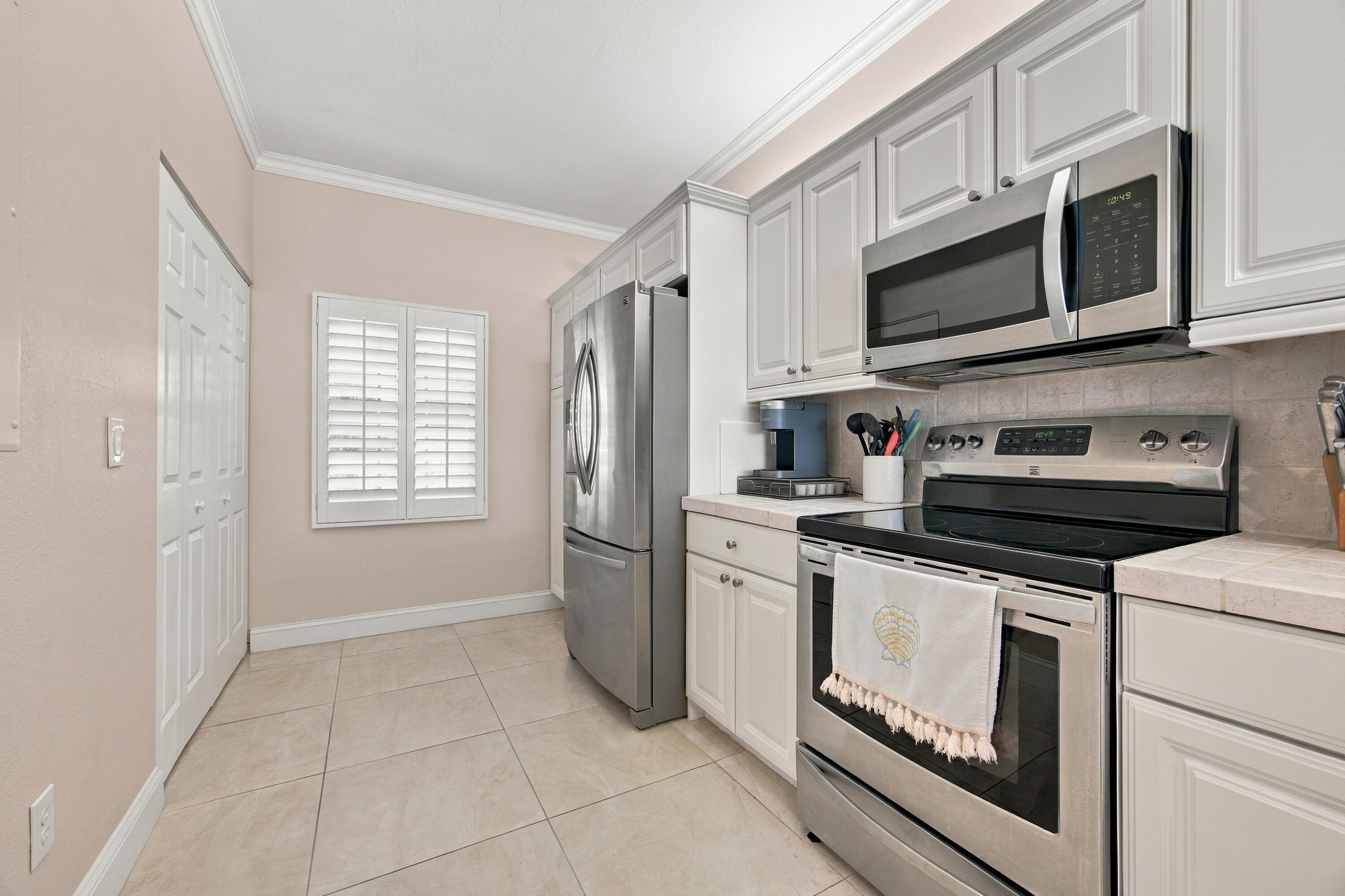 5607 College Road # B302