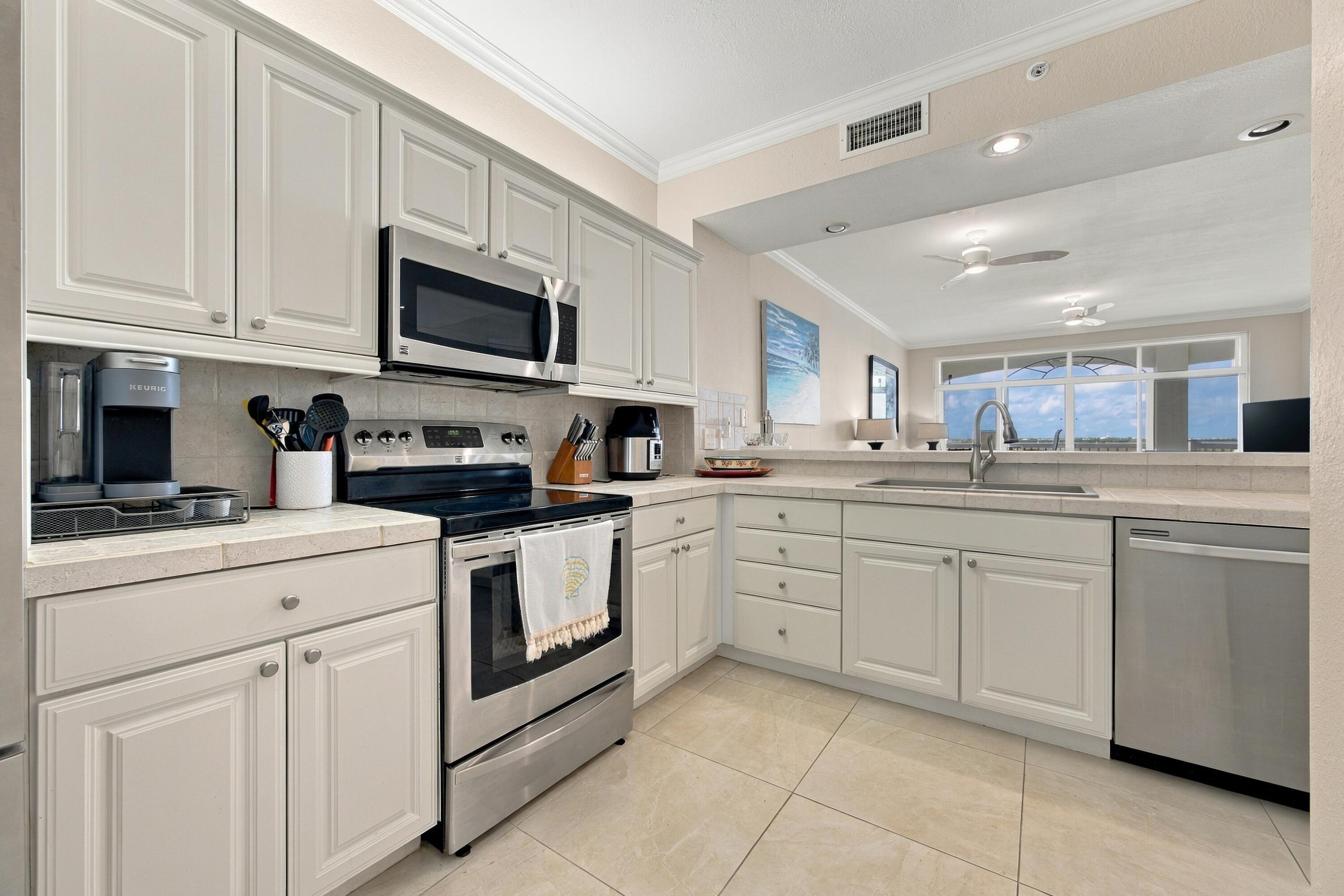 5607 College Road # B302