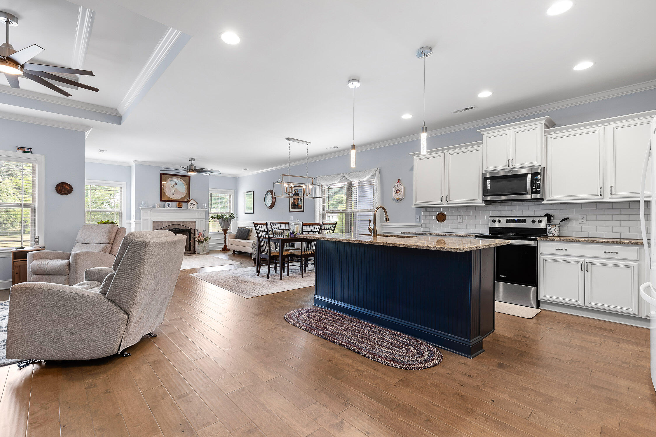 5807 Amber Valley Ln
