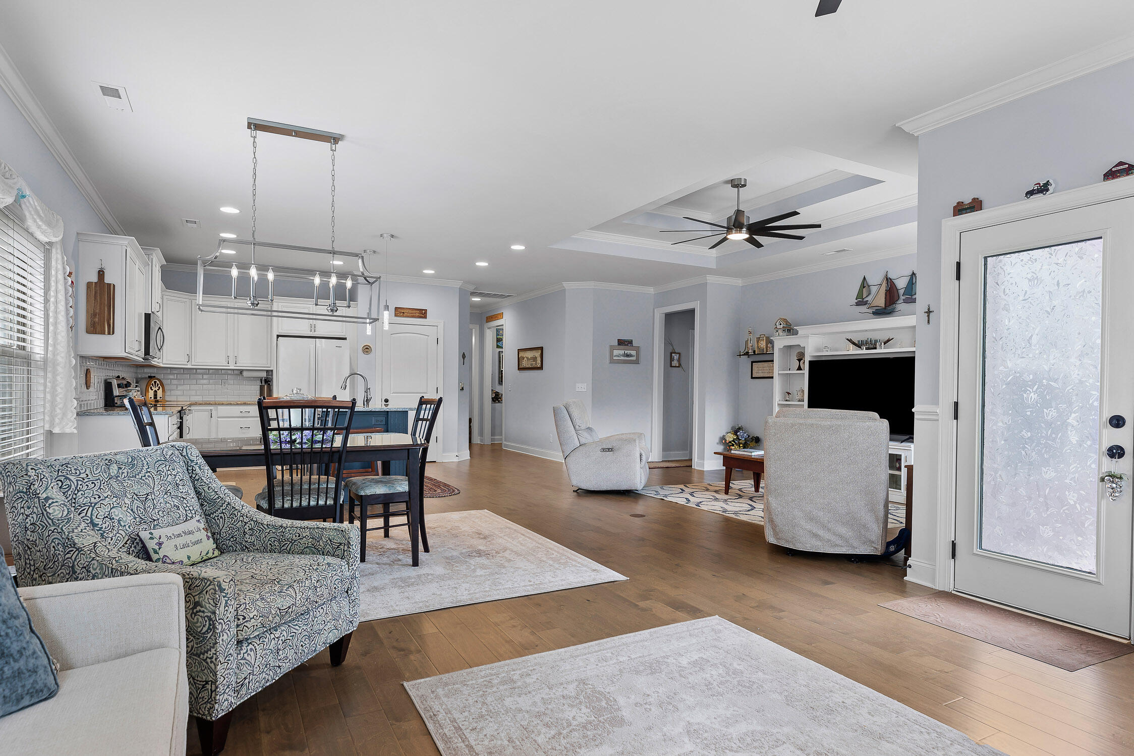 5807 Amber Valley Ln