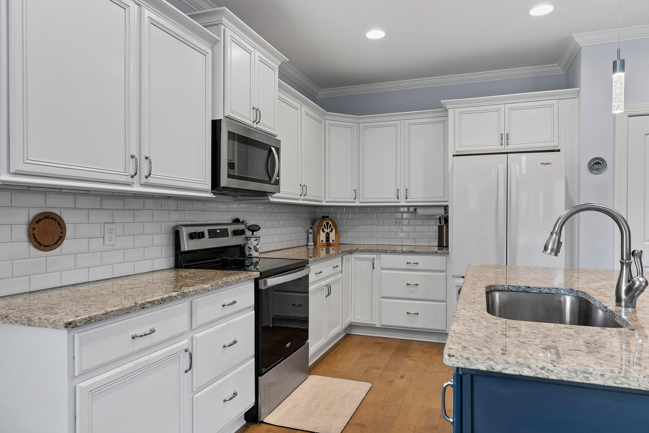 5807 Amber Valley Ln
