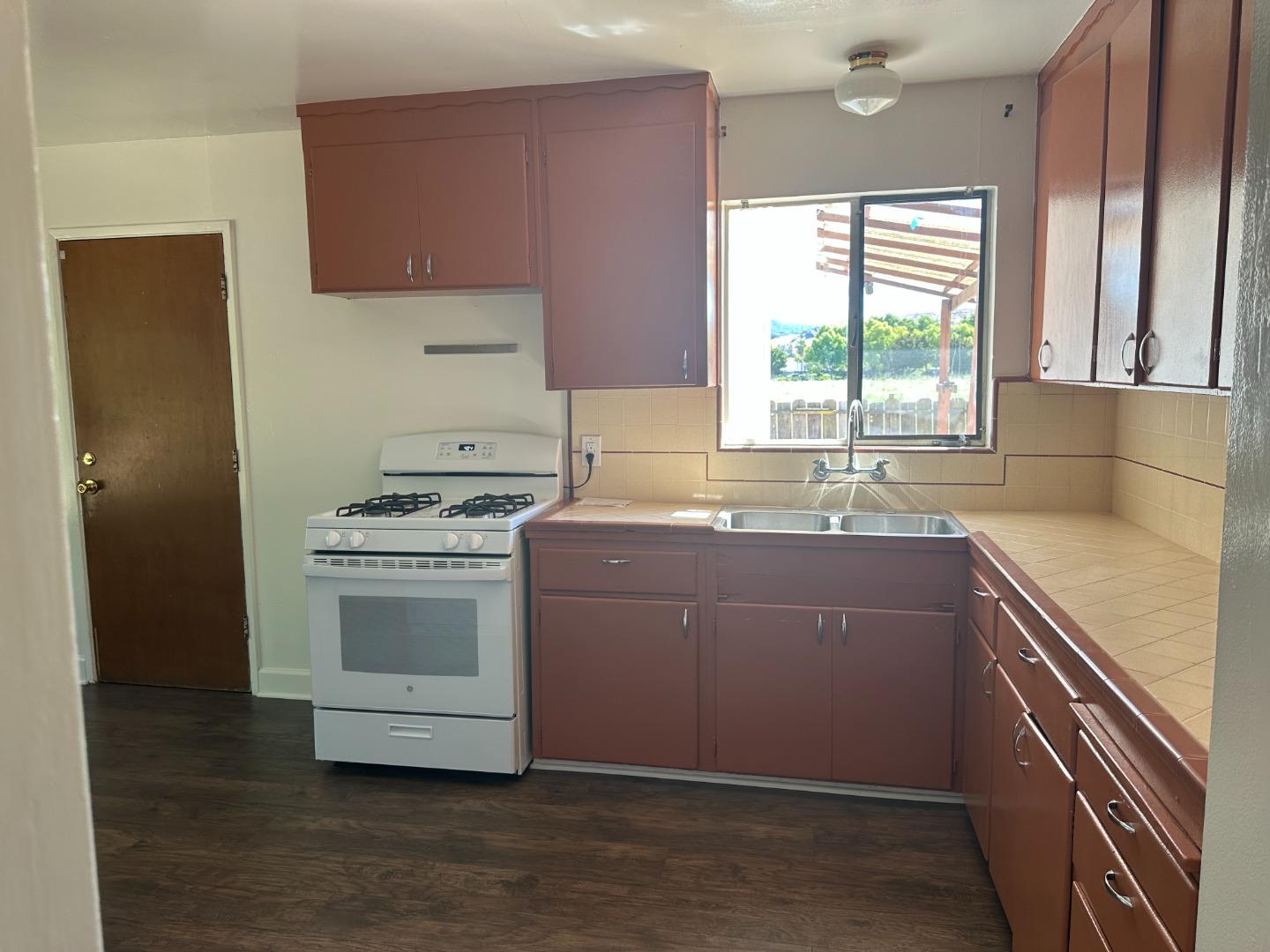 225 Cochrane Road