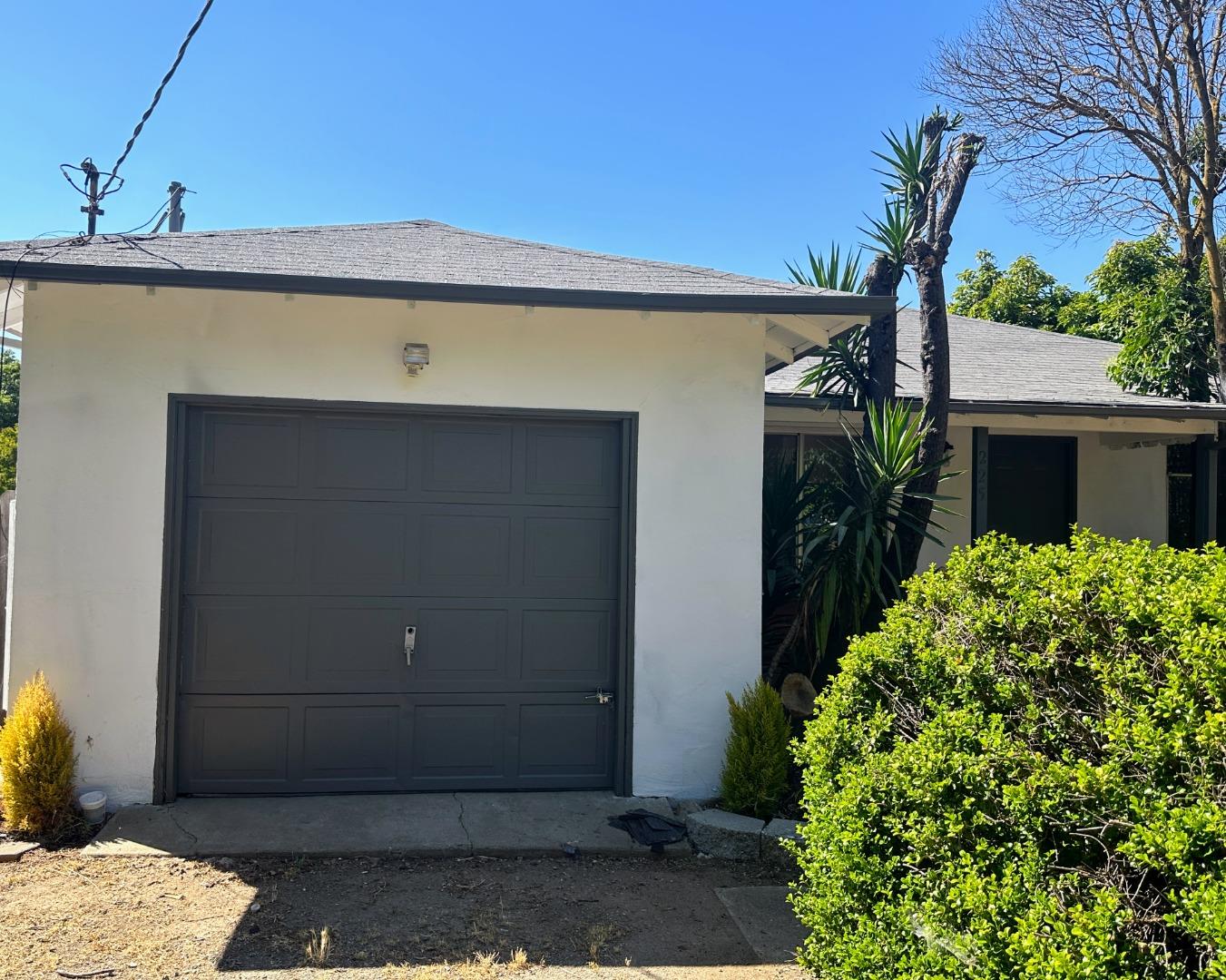 225 Cochrane Road