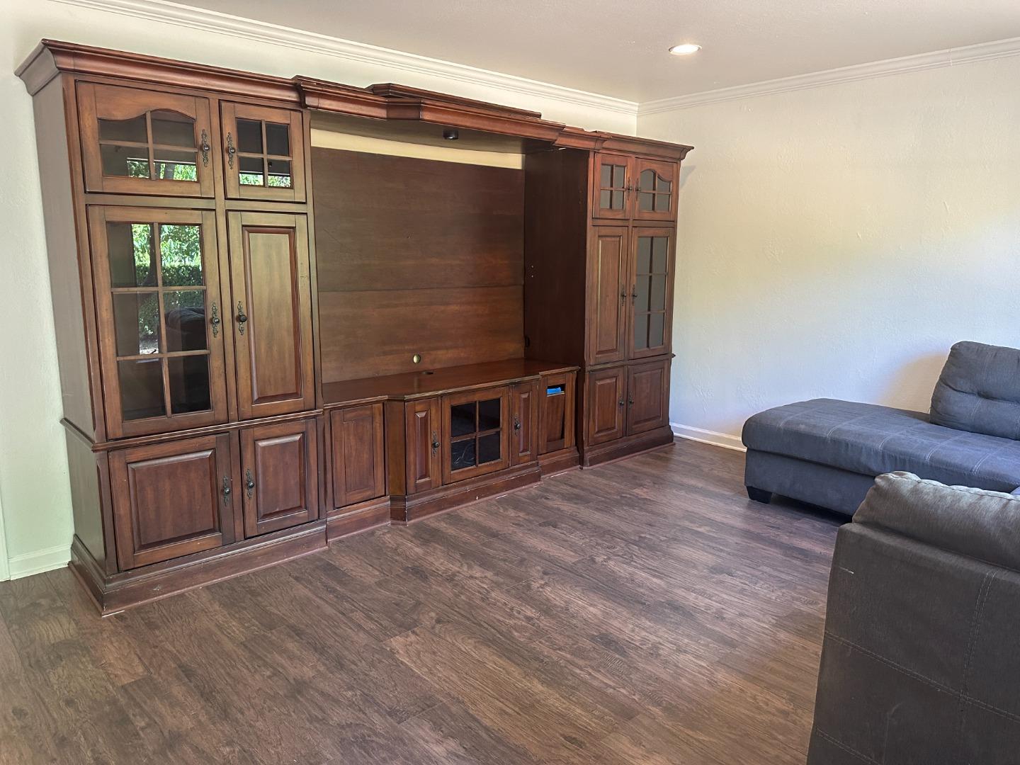 225 Cochrane Road